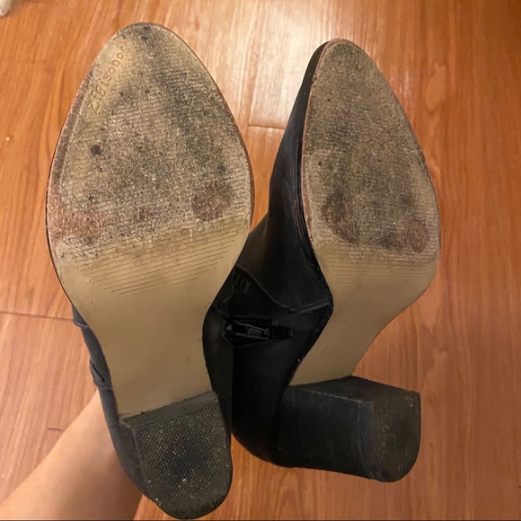 Gray heeled ankle bootie Zigi Soho Halyn size 7 - Picture 6 of 7